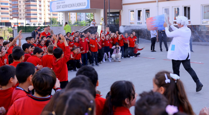 Samsun'da çocuklar bilim ve geleneksel oyunlarla buluşuyor
